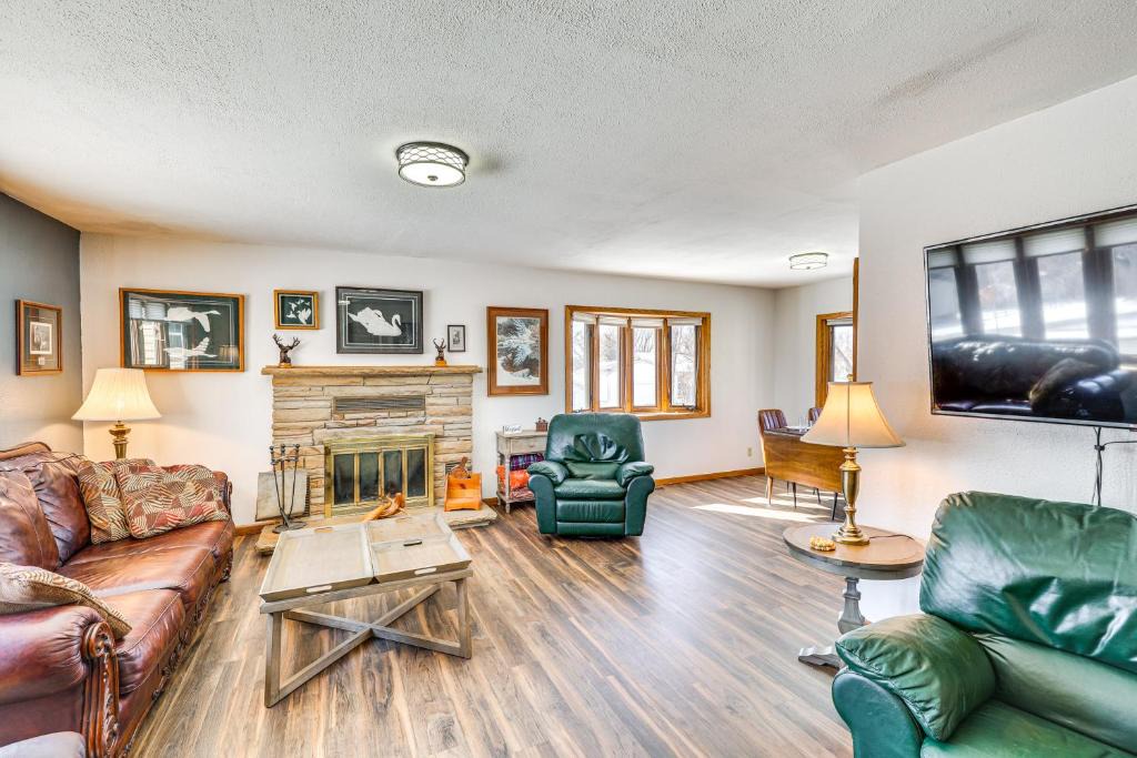 Pierre House | 1/2 Mi to Dtwn: Pierre Family Home w/Patio