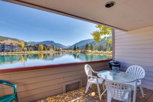 Lakeside Village House | 1 Mi to Keystone Ski Lift: Lakefront 4-Season Gem