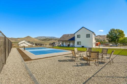 Lava Hot Springs House | 1 Mi to Pools: Chic Lava Hot Springs Home
