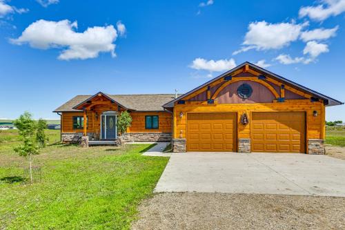 Roberts House | 10 Mi to Cooney State Park: Mtn-View Montana Haven
