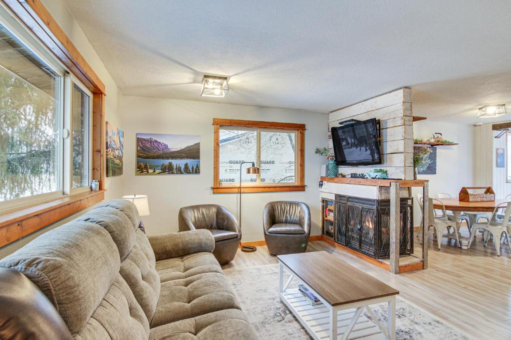 Bozeman House | 11 Mi to Bozeman: Family Home w/Movie Room!