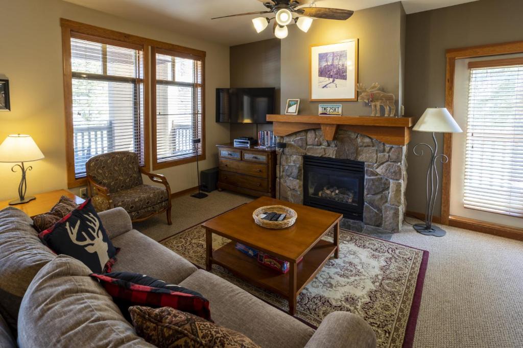 Salt Lake Mountain Resorts Apartment | 1102 - Two Bedroom Standard Eagle Springs West