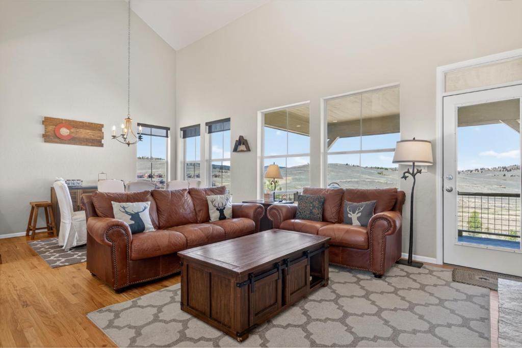 Granby House | 113 Peak View