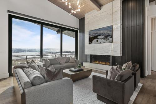 Park City House | 11494 N Ursa Circle- SkyRidge 5 BR Home with Hot Tub home