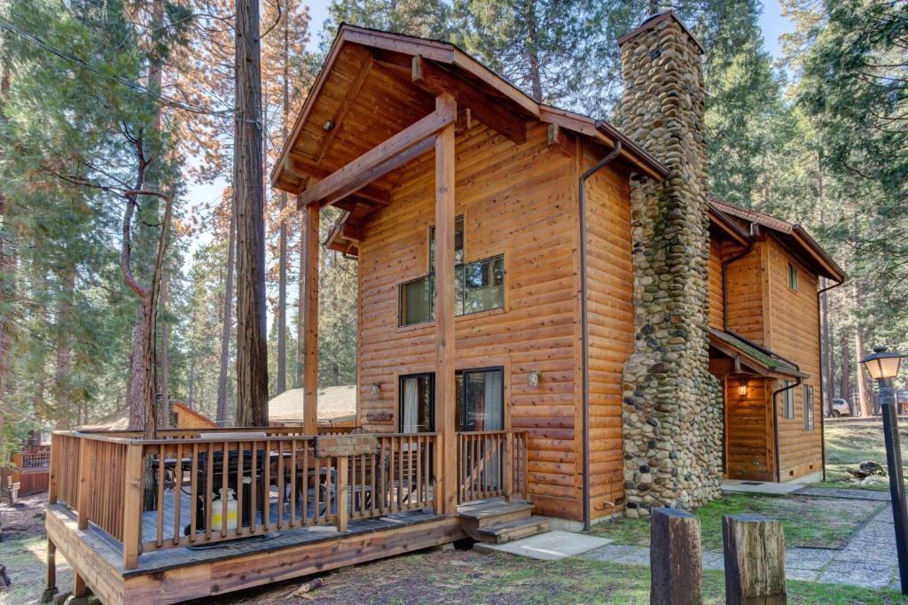 North Wawona House | 12 Cabin Twelve