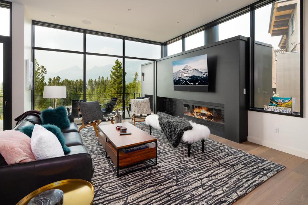 Big Sky House | 12A Treeline Springs