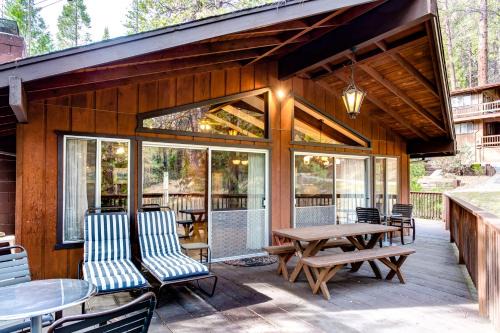 North Wawona House | 12B Star Gazers