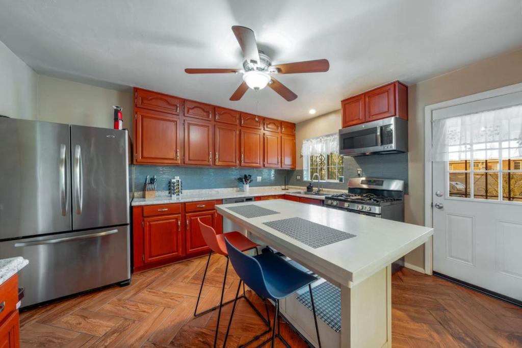Tucson House | 12th St