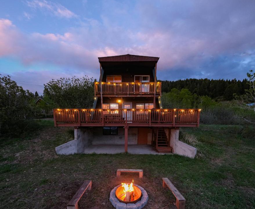 Island Park House | 15 min to West Yellowstone/Amazing Views