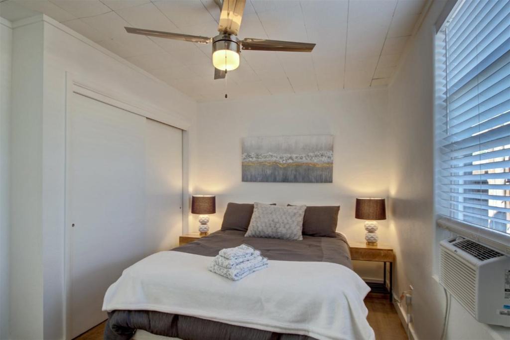 North End Apartment | 18th Street D