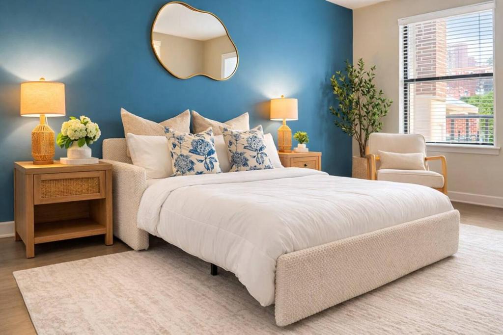 Las Colinas Apartment | 1BR Modern Home, WORKERfriendly, Pool, Gym, KINGbed