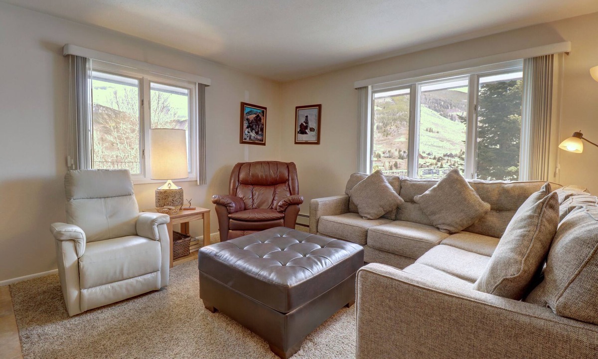 Dillon Condo | 2 bedroom Condo overlooking Lake Dillon CC19
