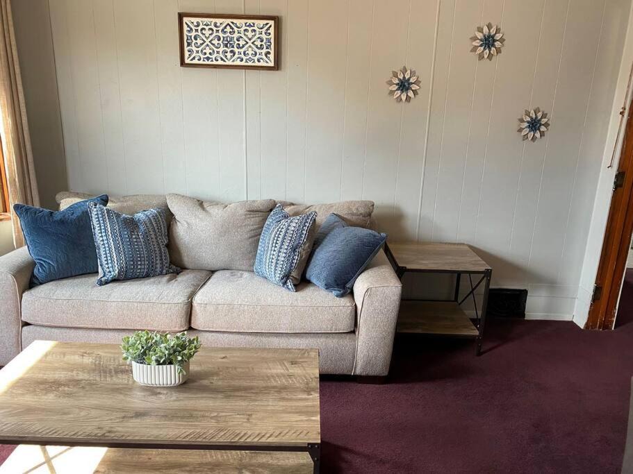 Quincy Apartment | 2-Bedroom Quincy Apt. with private parking & Wifi