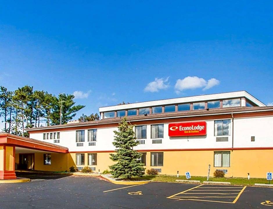 Stevens Point Hotel | 2-Star Hotel ∙ Econo Lodge Inn & Suites Stevens Point