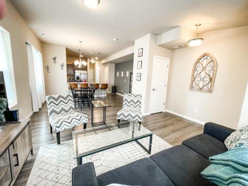 Central Colorado Springs House | 2102 Birmingham