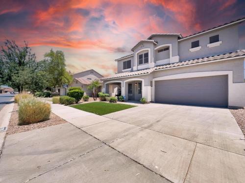 Villages At Queen Creek House | 215th Queen Creek