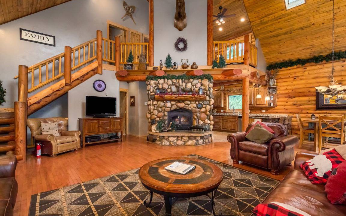 Carriage Hills House | 230 m² House ∙ 4 bedrooms ∙ 8 guests