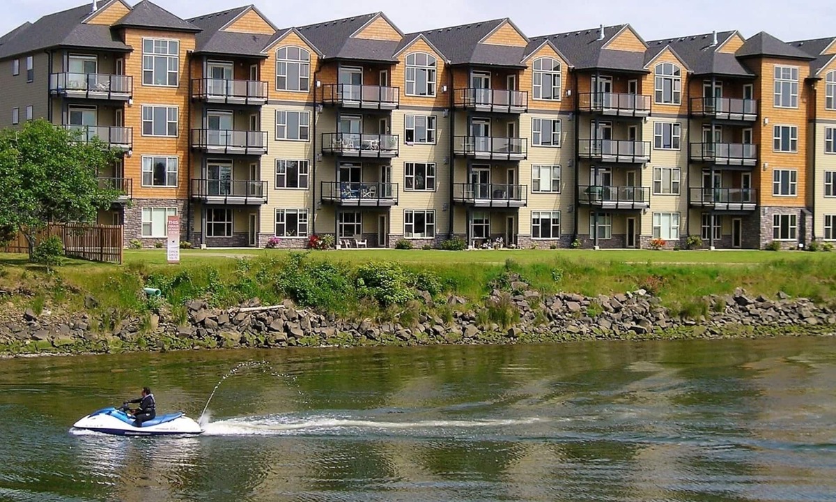 Seaside Condo | 2Bed/2Bath Upscale, River Front Condos. Close to Beach & Convention Ctr