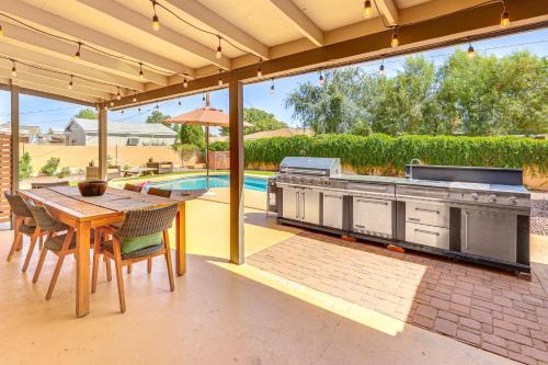 Mesa House | 3 Mi to Dtwn Shops & Eats: Mesa Home w/Pool!