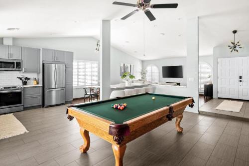 Tempe House | 3Bedroom 2Bath - Saltwater Pool, Hot Tub, & Pool Table