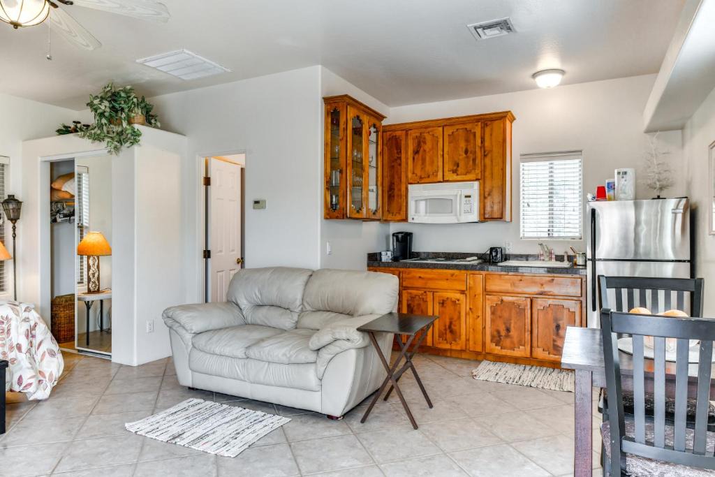 Chandler Heights Citrus Apartment | 4 Mi to San Tan Mtn Trails: Arizona Studio!