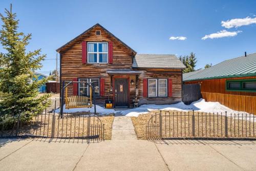 Leadville House | 4BR - Pet Friendly Near Cooper Mountain - 9 Guest