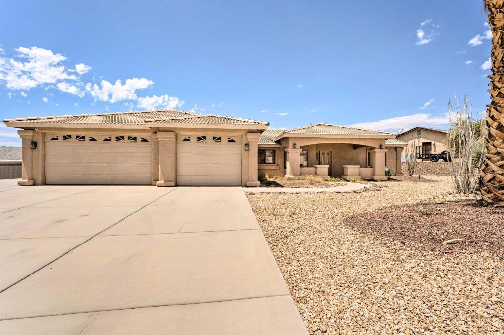 Lake Havasu City House | 5 Mi to Beach & Marina: Lake Havasu Getaway!