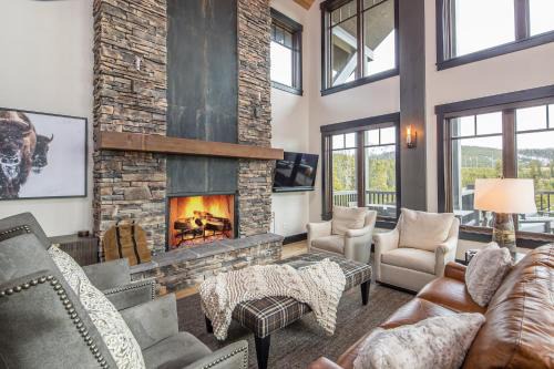 Big Sky House | 7 Lower Cascade Ridge