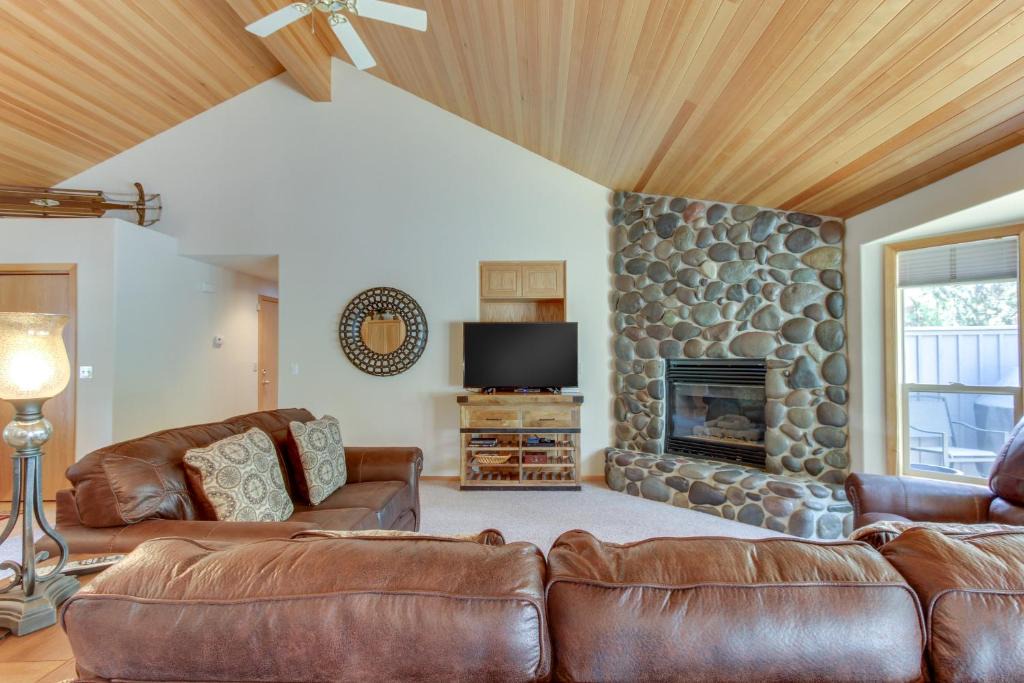 Sunriver House | 8 Filbert Lane