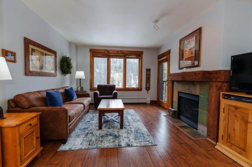 River Run Apartment | 8858 The Springs Condo