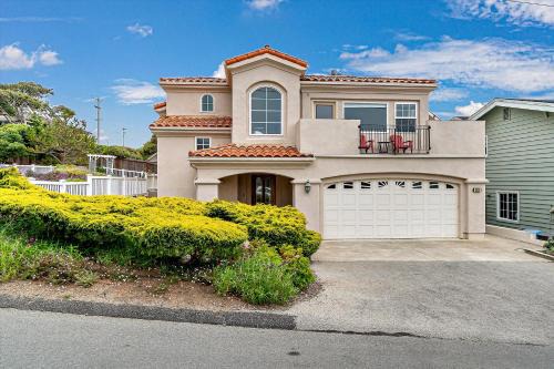 Marine Terrace House | A Dolphin Dreams