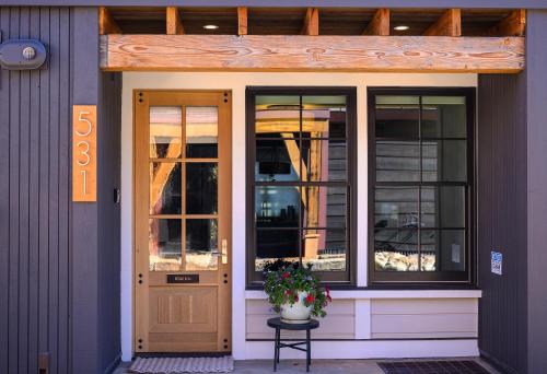 Crested Butte House | Academy Place | Wild Iris