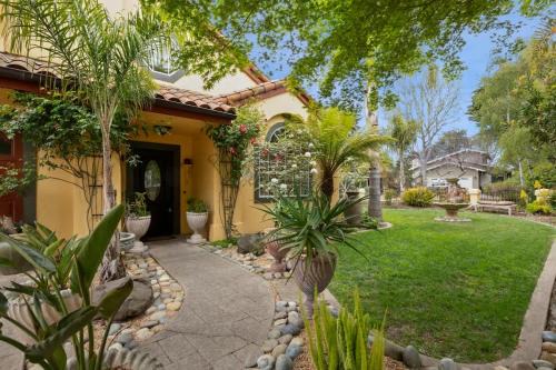 Rio del Mar House | Acanto Del Mar