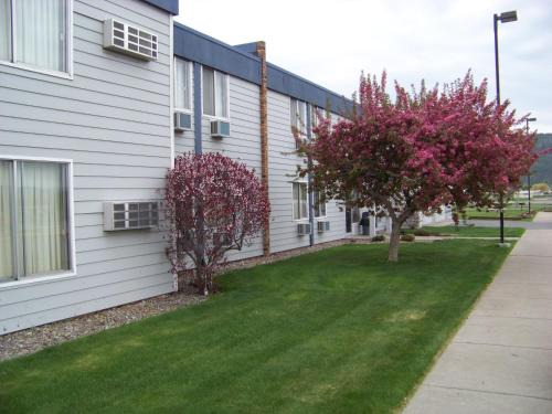 Kalispell Hotel | Aero Inn