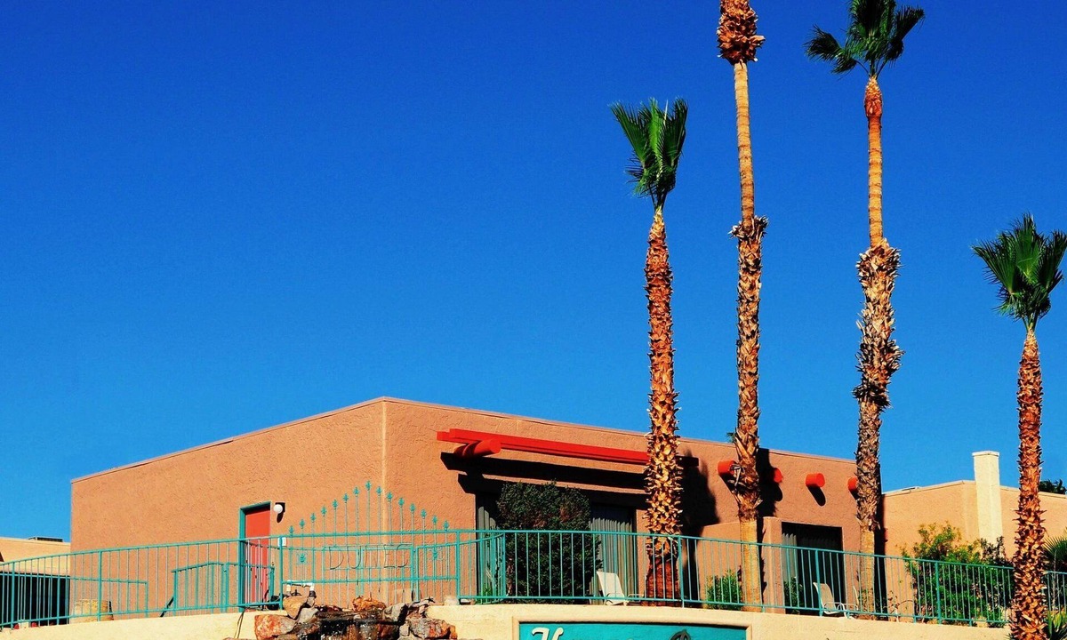 Lake Havasu City House | All the comforts of home!