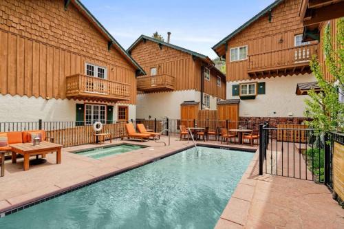 Aspen House | Alpenblick 12