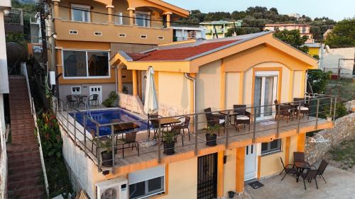 Dobra Voda Apartment | Apartmani Carovac