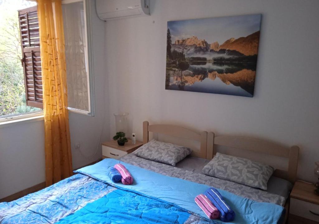 Skaljari Apartment | Apartment Maki