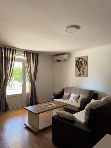 Karuc Apartment | Apartments Ana - Airport shuttle option