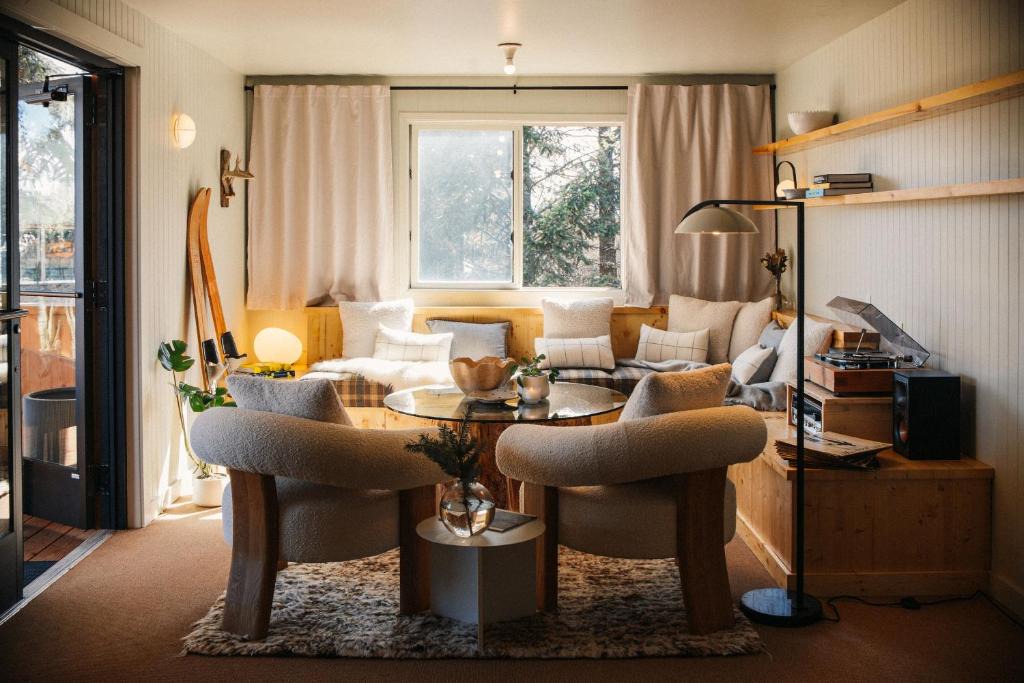Whitefish Hotel | Apres Whitefish