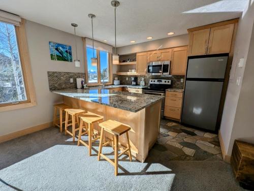 Lakeside Village House | Argentine 1516 by SummitCove Lodging in Colorado