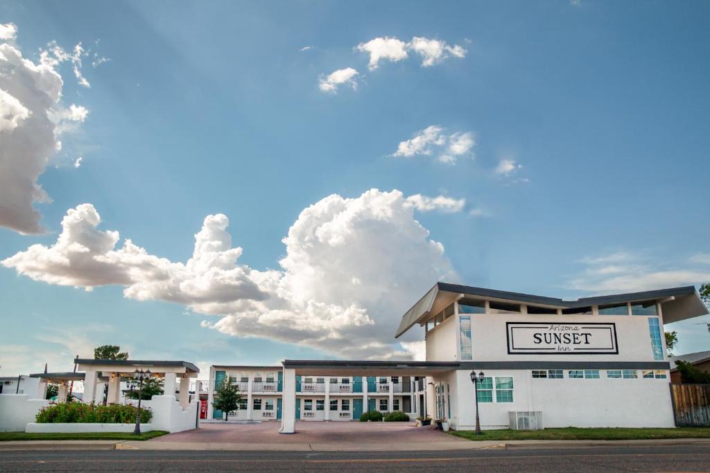Willcox Hotel | Arizona Sunset Inn & Suites