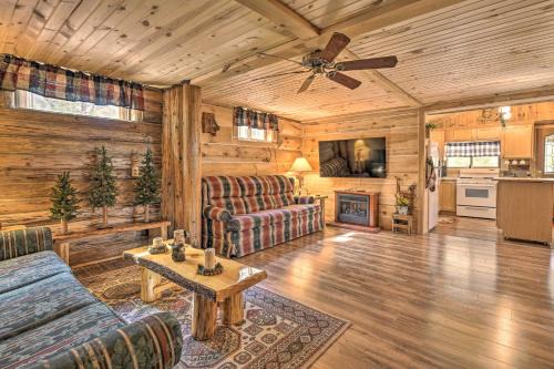 Friendship Apartment | Arkdale Studio Cabin w/On-Site ATV Trails!