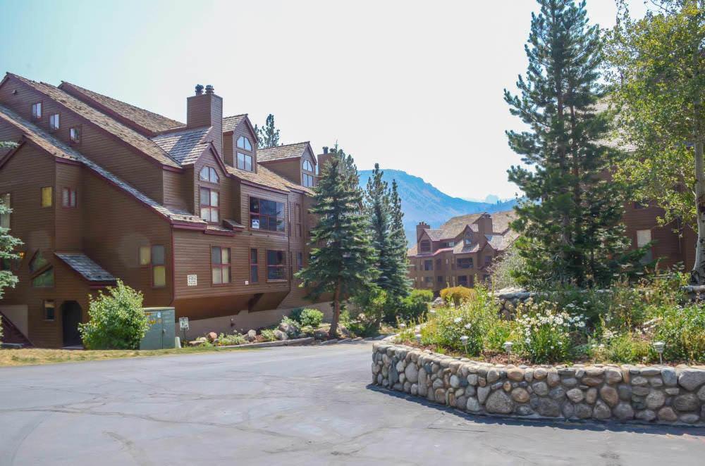 Mammoth Lakes House | Aspen Creek #401 Year-Round Outdoor Activities