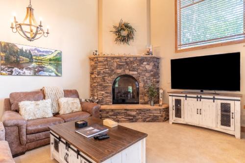 Keystone Villa | Autumn Brook #22 : 2