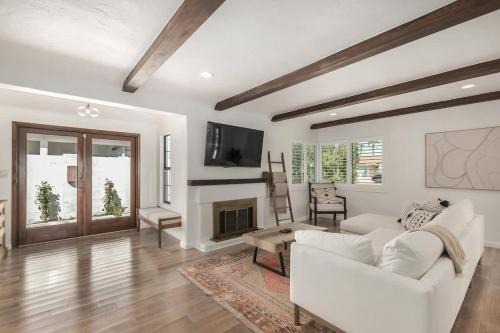 Peters View House | Baja Rosa- Private home w Casita and Heated Pool