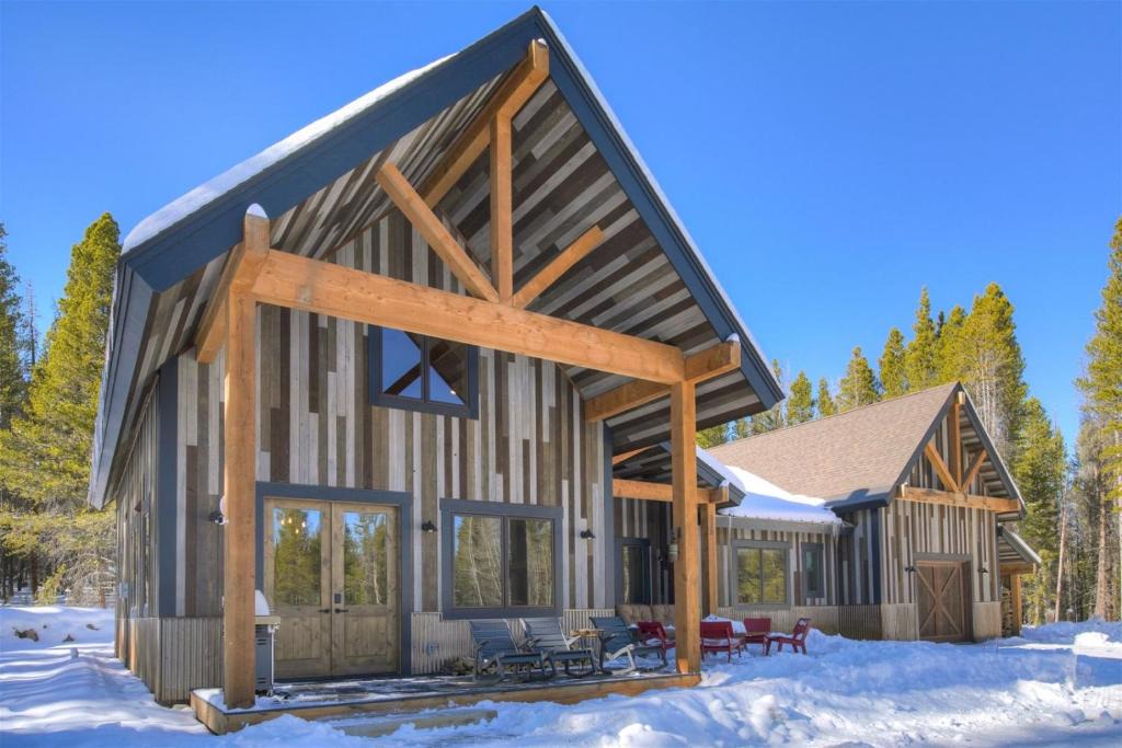 Breckenridge House | Basecamp Lodge Luxury Home