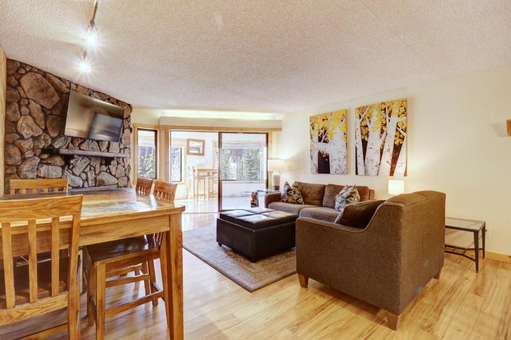Copper Mountain Village Apartment | BE108 Bridge End
