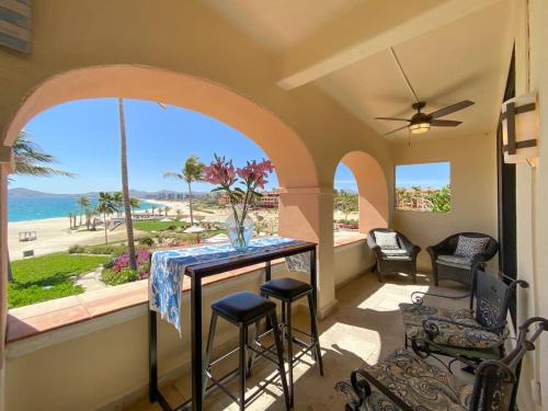 San Jose del Cabo House | Beachfront Hacienda Style Condo