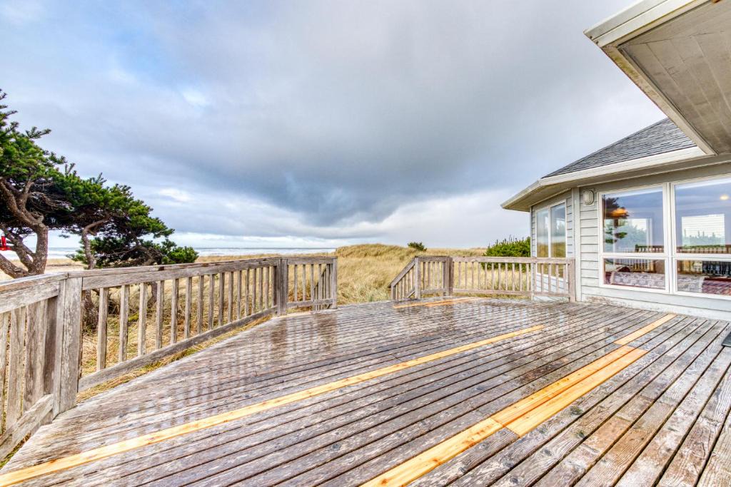 Nedonna Beach House | Beachside Getaway